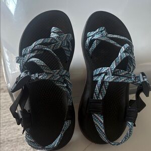 Women’s (Size 7) Chacos